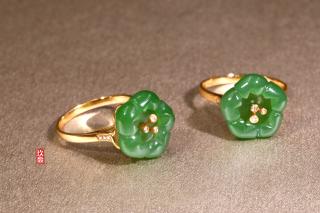18k玫瑰金和田玉碧玉镶钻戒指暗香疏影梅花15mm阳绿圈口请留言备注